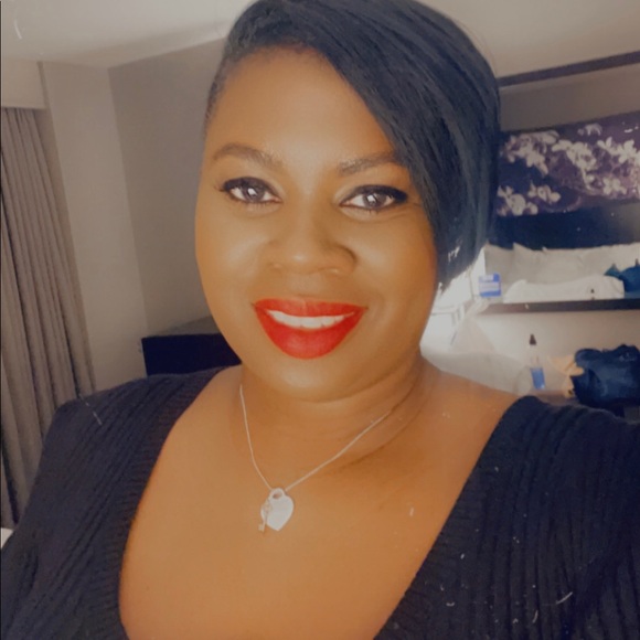 😉About me - your Posher!!!😘 - Picture 2 of 12